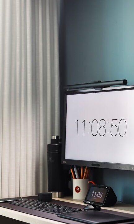 Tips for Organizing a Clutter-Free and Productive Home Workspace