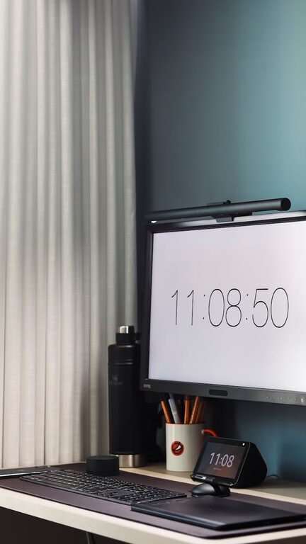 Tips for Organizing a Clutter-Free and Productive Home Workspace