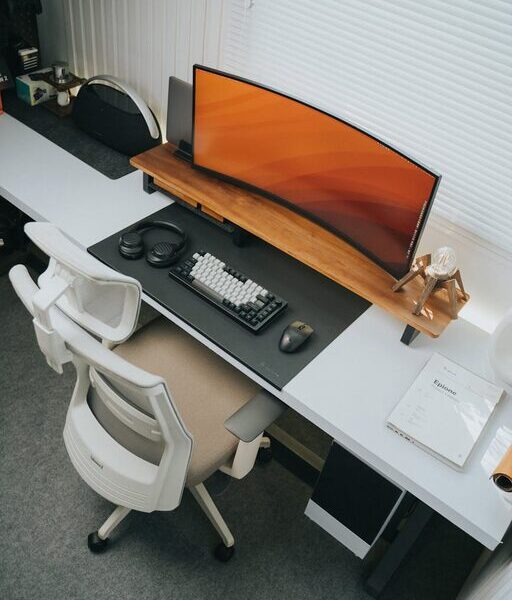 Simple Tips for Organizing a Clutter-Free Home Office Space