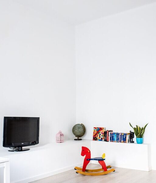 Tips for Organizing a Small Living Space Efficiently